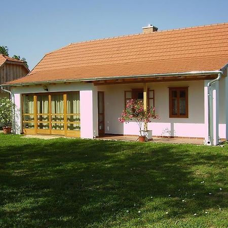 Martonvendeghaz 2 Villa Gelse Luaran gambar